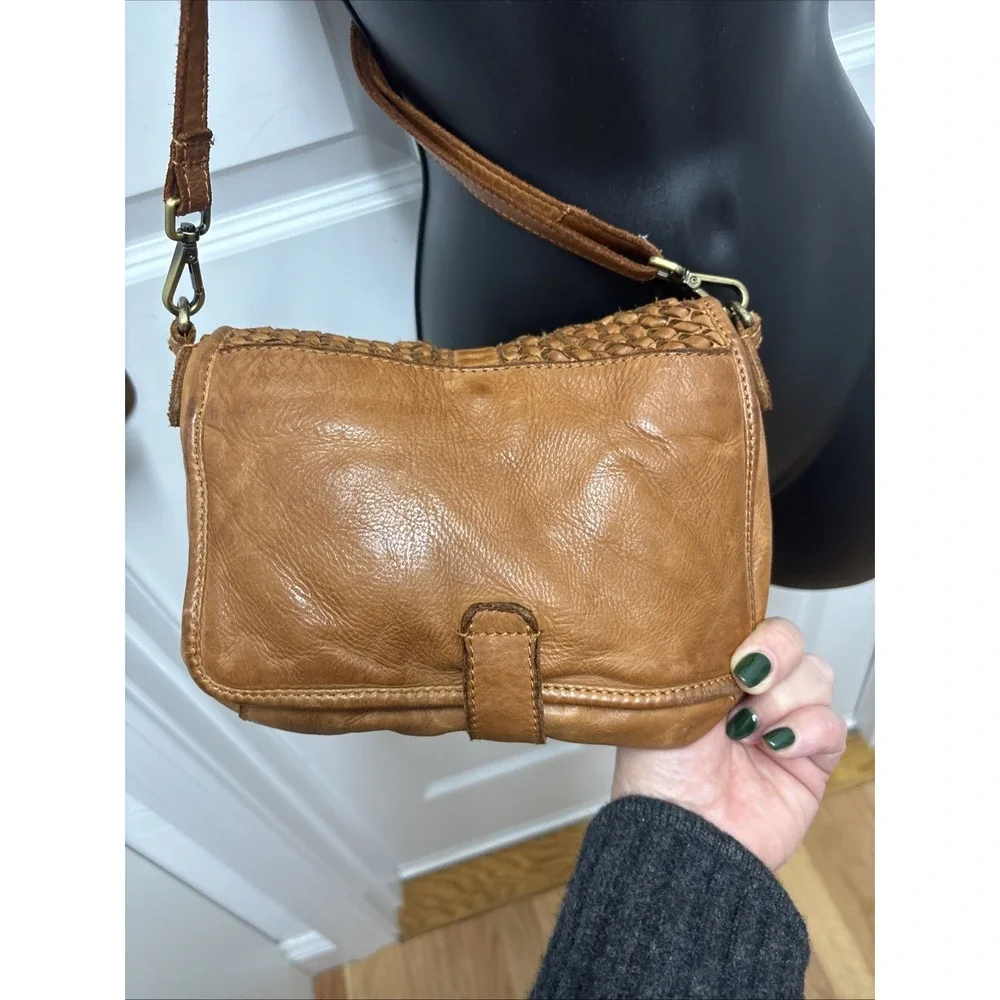 Woman's Woven Butter‎ Soft Brown Leather Crossbody Bag